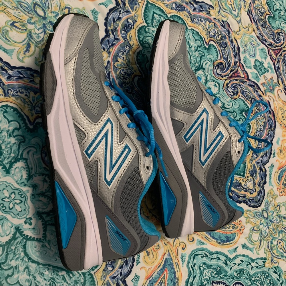 Brand new New Balance womens 9 W1540SP3
